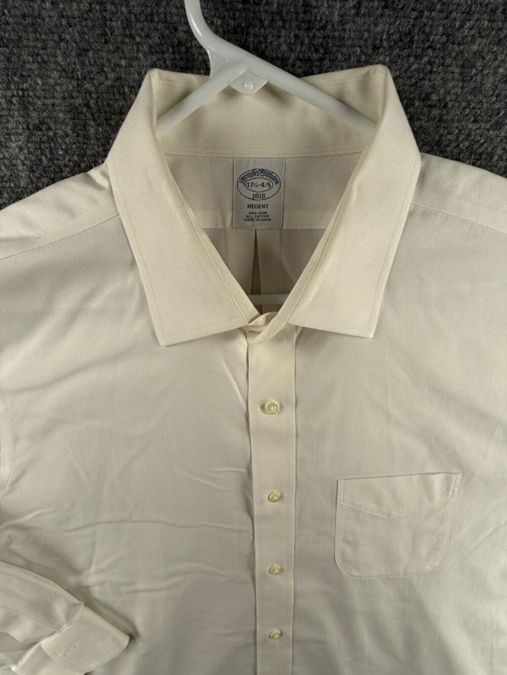 Brooks Brothers Button Up Shirt Long Sleeve Men Size 17.5 34/35 Regent White